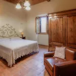 Awesome In Il Ferrone Apartment *