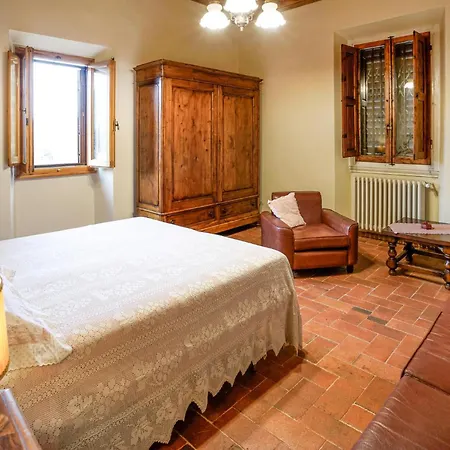 Apartment Awesome In Il Ferrone Mercatale Val Di Pesa